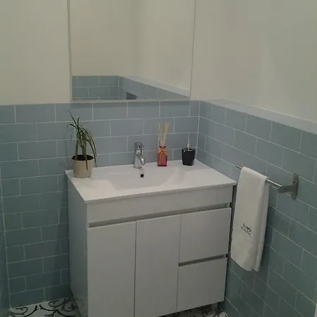 Sincerely Bed & Breakfast 4*